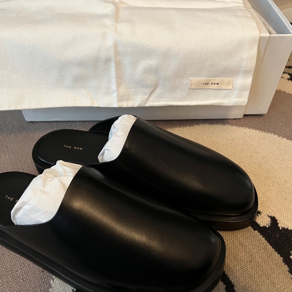 The Row Sabot Black Leather Mules NWB Size 38.5 - Picture 6 of 9